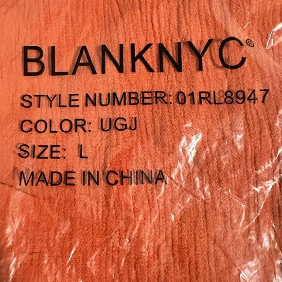 NWT Blank NYC Women’s High Rise Elastic Waist Raw Hem ShortsBurnt Orange - Large - Picture 5 of 5